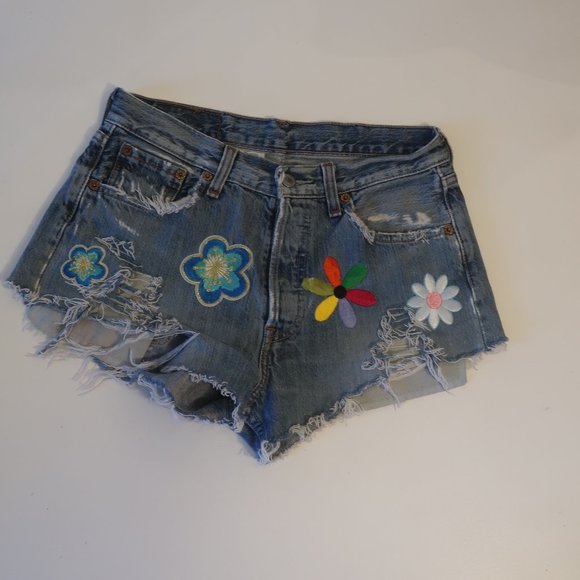Womens RP4LF Blue Multicolor Embroidered Patch Design Cut-off Denim Shorts XS * - Picture 1 of 7